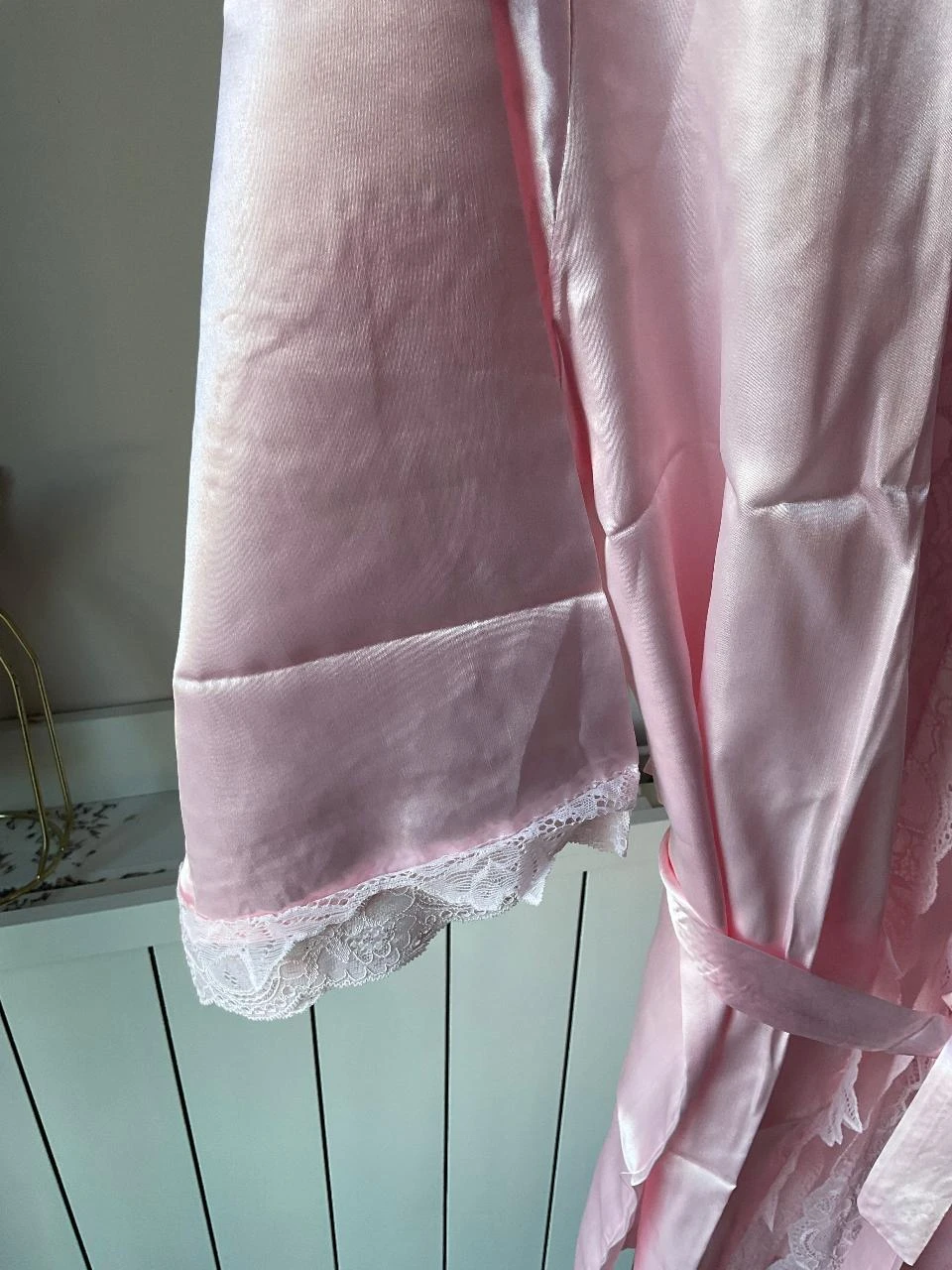 Pink satin & lace kimono – ultra feminine – size M – chic & cocoon effect – photo 4